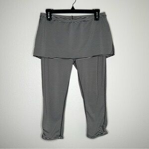 PrAna Womens Estella Gray White Striped Athletic Capri Leggings Skort Size M EUC